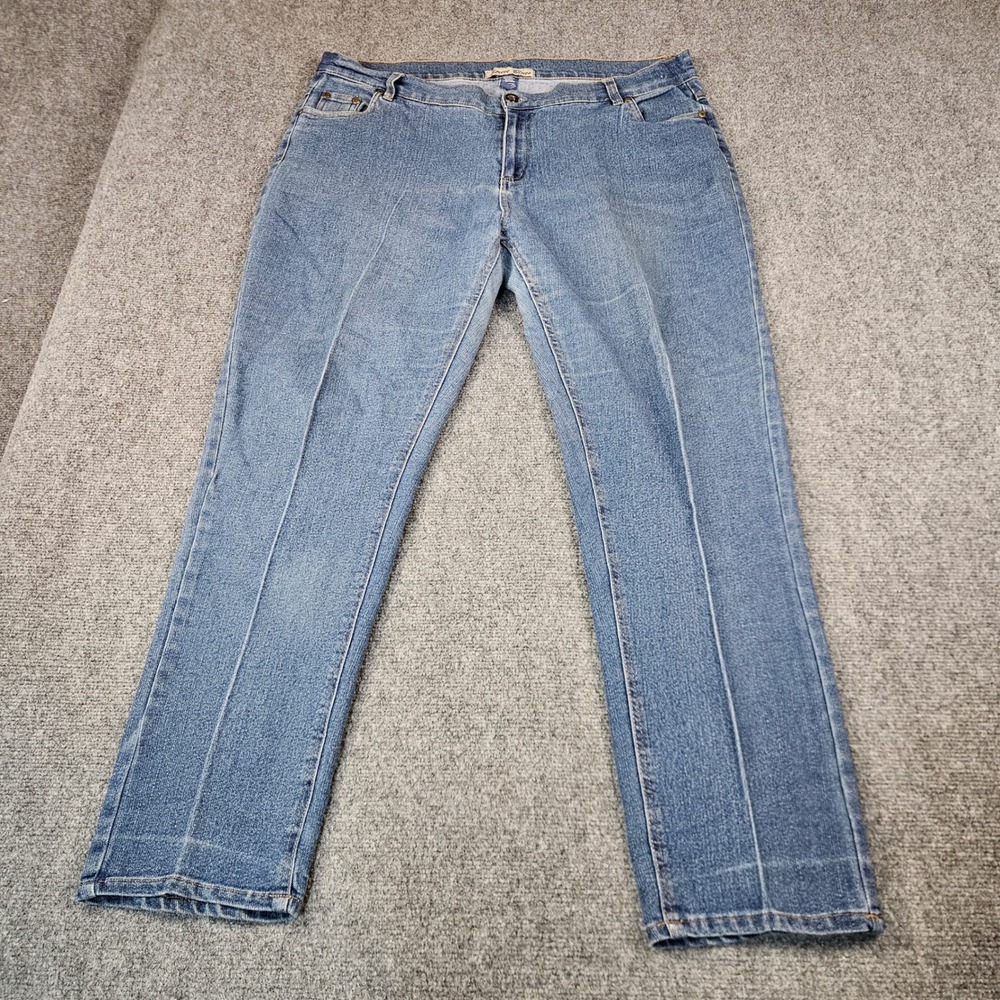 Street Blues Womens Plus Size 20A Straight Leg Jeans Medium Wash HighRise Crease
